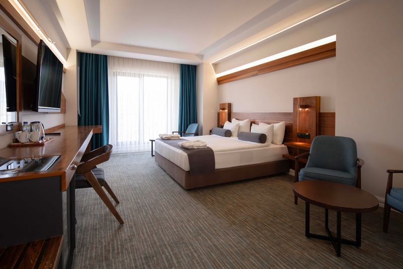 Karpalas City Hotel & Spa