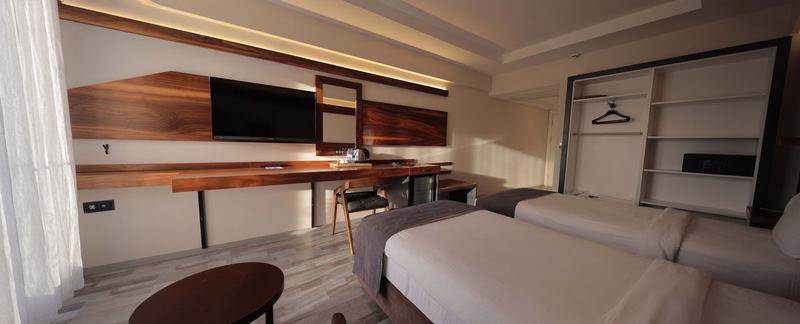Karpalas City Hotel & Spa