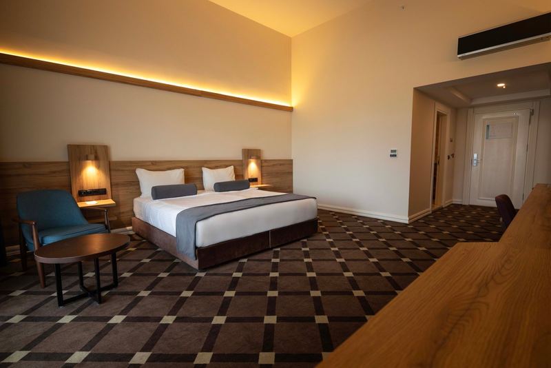 Karpalas City Hotel & Spa