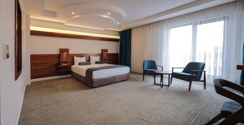 Karpalas City Hotel & Spa